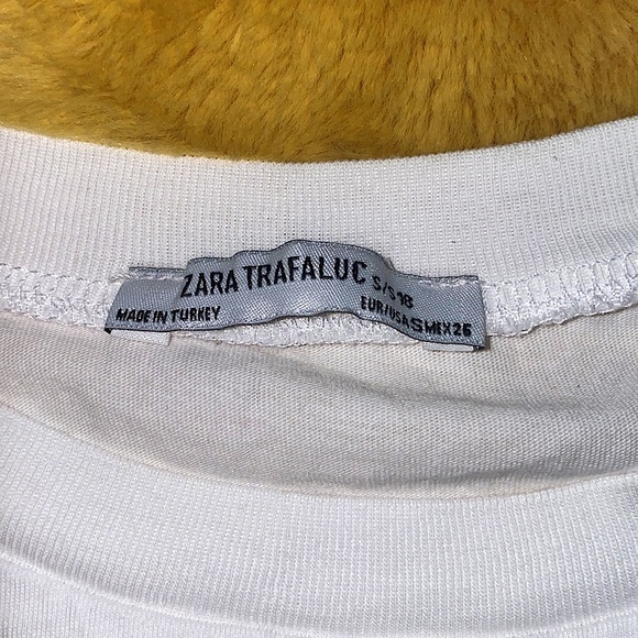 NEVER WORN ZARA OVERSIZED GRAPHIC TEE - Picture 5 of 5